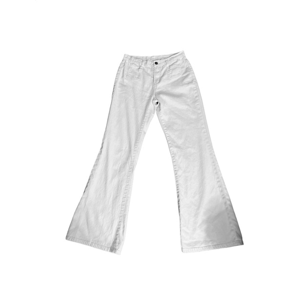 WHITE DG2 DENIM WITH STRETCH. WHITE FLARE. SIZE 2 - Picture 8 of 9